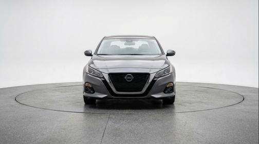 Gun Metallic 2025 Nissan Altima SV FWD
