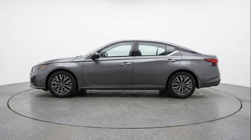 Gun Metallic 2025 Nissan Altima SV FWD