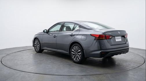 Gun Metallic 2025 Nissan Altima SV FWD
