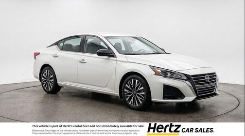 Glacier White 2025 Nissan Altima SV FWD