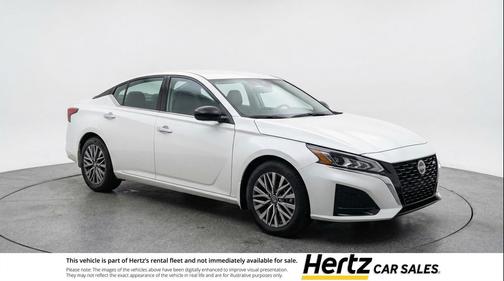 Glacier White 2025 Nissan Altima SV FWD