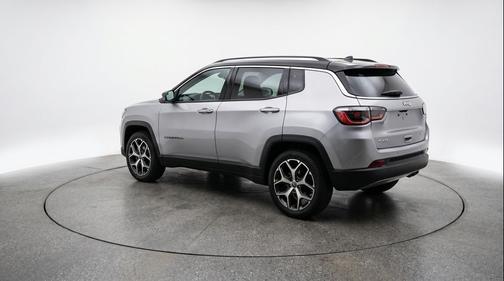 Silver Zynith Metallic Clearcoat 2025 Jeep Compass Limited