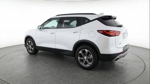 Summit White 2025 Chevrolet Blazer 2LT