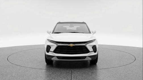 Summit White 2025 Chevrolet Blazer 2LT