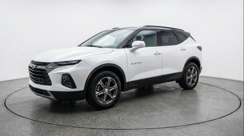 Summit White 2025 Chevrolet Blazer 2LT