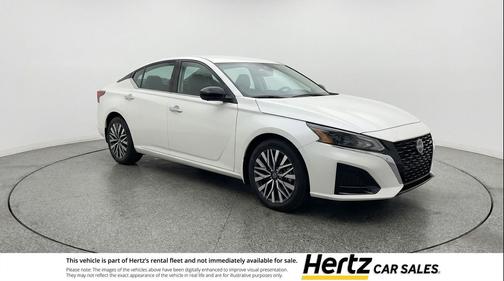 Glacier White 2025 Nissan Altima SV FWD