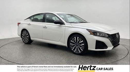 Glacier White 2025 Nissan Altima SV FWD