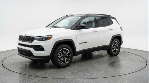 Bright White Clearcoat 2025 Jeep Compass Trailhawk