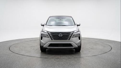 Brilliant Silver Metallic 2025 Nissan Rogue SV