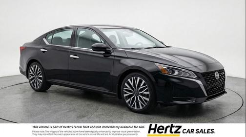 Super Black 2025 Nissan Altima SV FWD