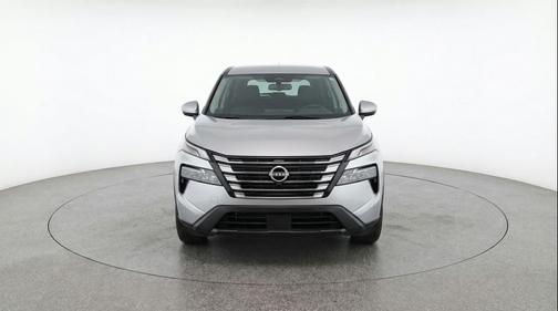 Brilliant Silver Metallic 2025 Nissan Rogue SV