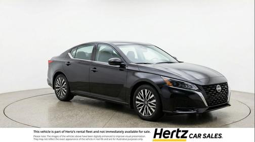 Super Black 2025 Nissan Altima SV FWD
