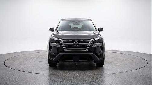 Super Black 2025 Nissan Rogue SV