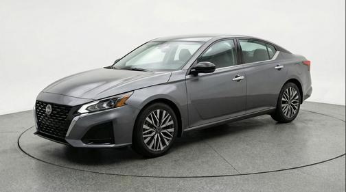 Gun Metallic 2025 Nissan Altima SV FWD