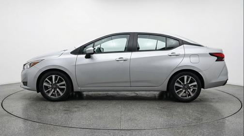 Brilliant Silver Metallic 2025 Nissan Versa 1.6 SV