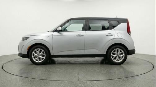 Steel Gray 2025 Kia Soul LX