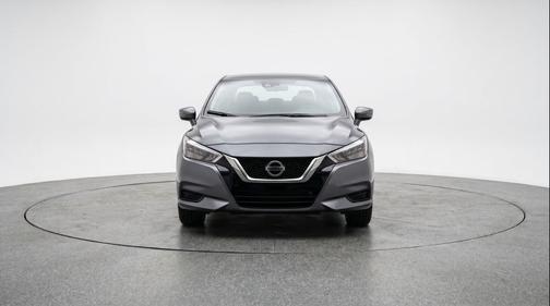 Gun Metallic 2025 Nissan Versa 1.6 SV
