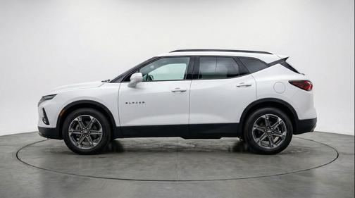 Summit White 2026 Chevrolet Blazer 2LT