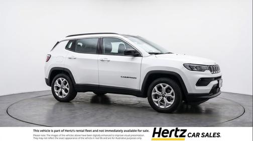 Bright White Clearcoat 2025 Jeep Compass Latitude