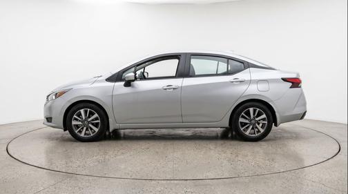 Brilliant Silver Metallic 2025 Nissan Versa 1.6 SV