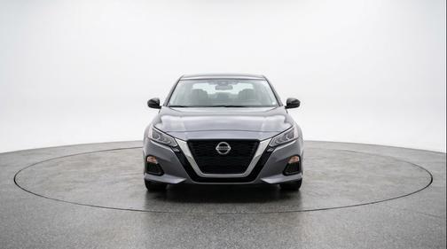 Gun Metallic 2025 Nissan Altima SV FWD