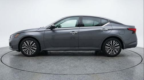 Gun Metallic 2025 Nissan Altima SV FWD