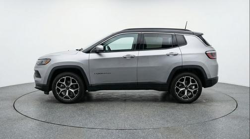 Silver Zynith Metallic Clearcoat 2025 Jeep Compass Limited