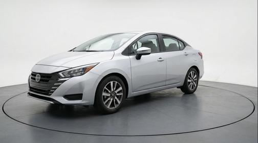 Brilliant Silver Metallic 2025 Nissan Versa 1.6 SV