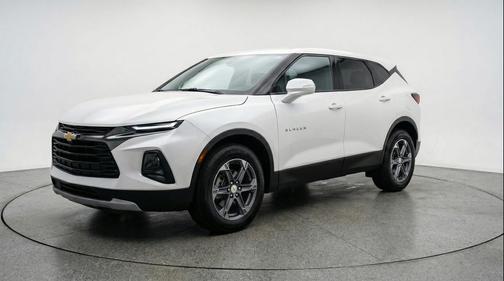 Summit White 2025 Chevrolet Blazer 2LT