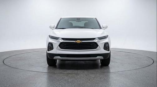 Summit White 2025 Chevrolet Blazer 2LT