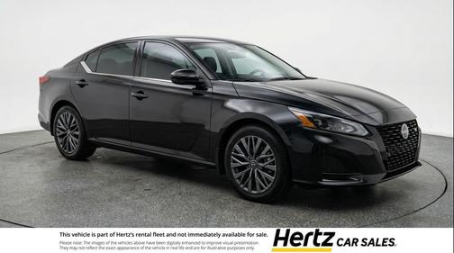 Super Black 2025 Nissan Altima SV FWD