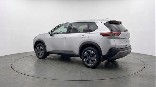 Brilliant Silver Metallic 2025 Nissan Rogue SV