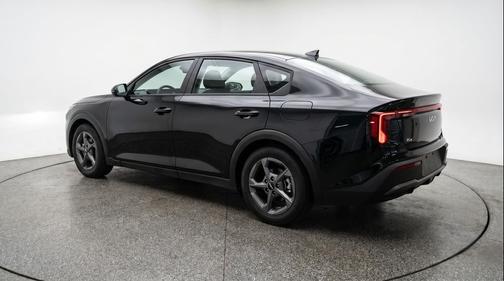 Interstellar Gray 2026 Kia K4 LXS