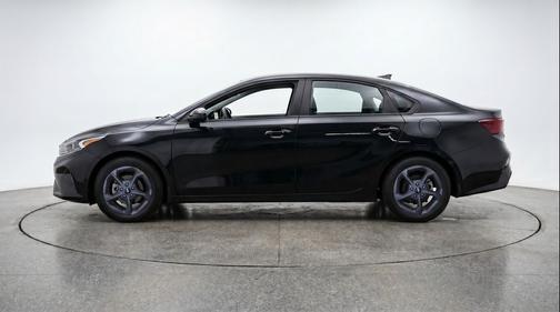 Interstellar Gray 2026 Kia K4 LXS