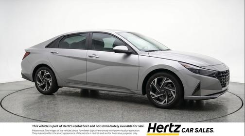 Fluid Metal 2025 Hyundai ELANTRA SEL
