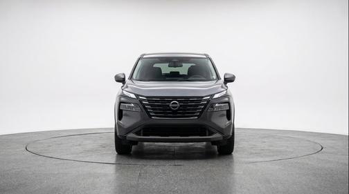 Gun Metallic 2025 Nissan Rogue SV
