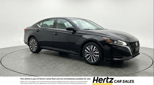Super Black 2025 Nissan Altima SV FWD