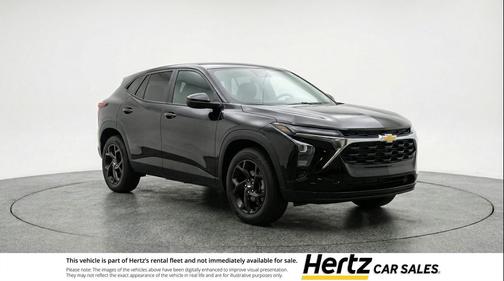 Mosaic Black Metallic 2025 Chevrolet Trax LT