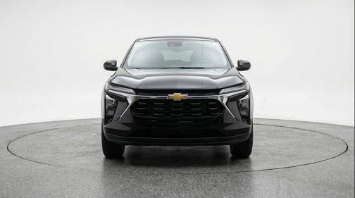 Mosaic Black Metallic 2025 Chevrolet Trax LT