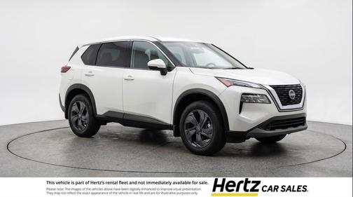 Everest White Pearl Tricoat 2025 Nissan Rogue SV