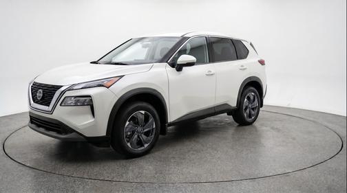 Everest White Pearl Tricoat 2025 Nissan Rogue SV