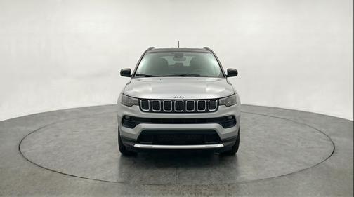 Silver Zynith Metallic Clearcoat 2025 Jeep Compass Limited