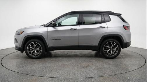 Silver Zynith Metallic Clearcoat 2025 Jeep Compass Limited