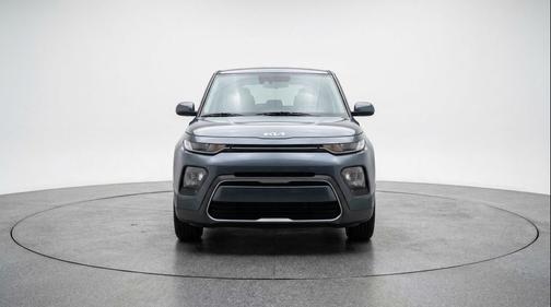 Gravity Gray 2025 Kia Soul LX