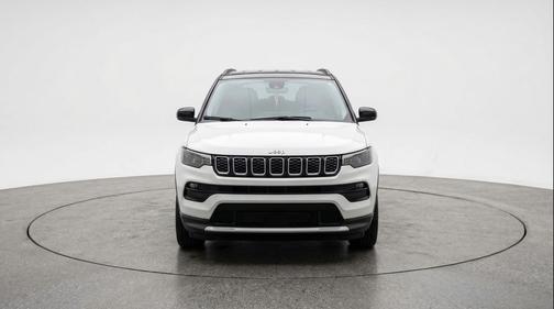 Bright White Clearcoat 2025 Jeep Compass Limited