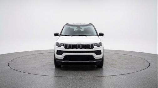 Bright White Clearcoat 2025 Jeep Compass Limited