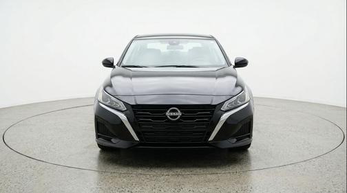 Super Black 2025 Nissan Altima SV FWD