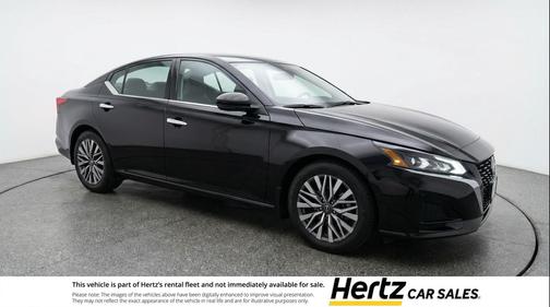 Super Black 2025 Nissan Altima SV FWD
