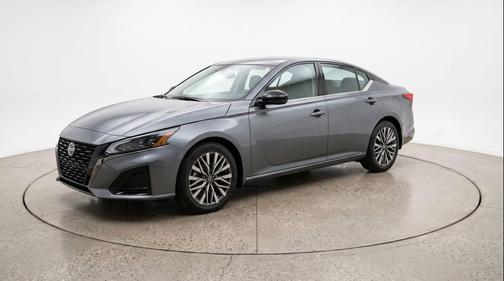 Gun Metallic 2025 Nissan Altima SV FWD