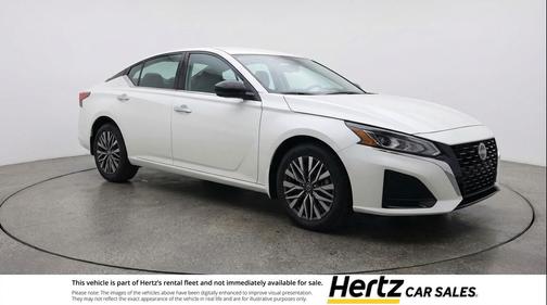 Glacier White 2025 Nissan Altima SV FWD